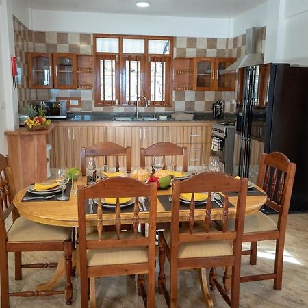 La Belle Residence Self Catering Accommodation Beau Vallon  Zewnętrze zdjęcie
